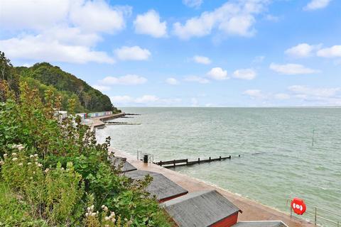 Colwell Road, Freshwater, Isle of Wight 3 bed detached house for sale
