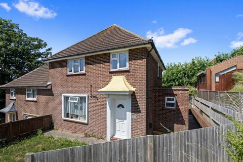 Auckland Drive, Brighton 4 bed semi