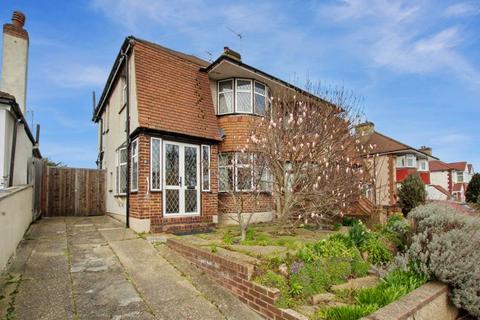 Elm Grove, Erith 2 bed semi