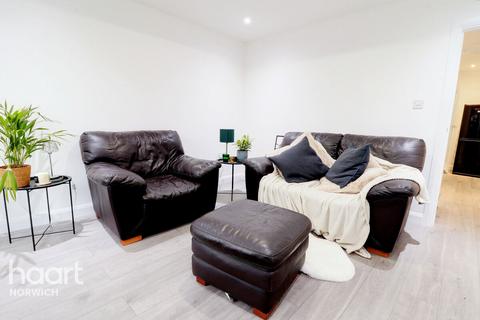 Beaconsfield Road, Norwich 3 bed terraced house for sale