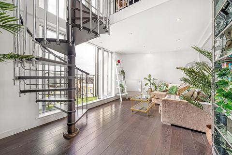 Bellefields Road, SW9 2 bed penthouse for sale