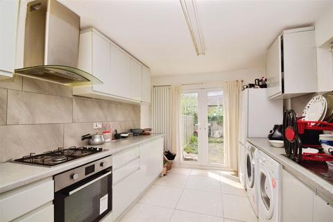 Edridge Road, Croydon, Surrey 2 bed terraced house for sale