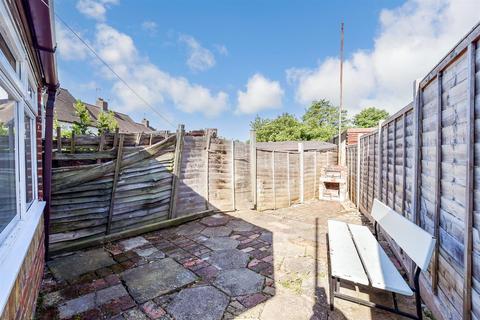 Calder Road, Maidstone, Kent 3 bed end of terrace house for sale