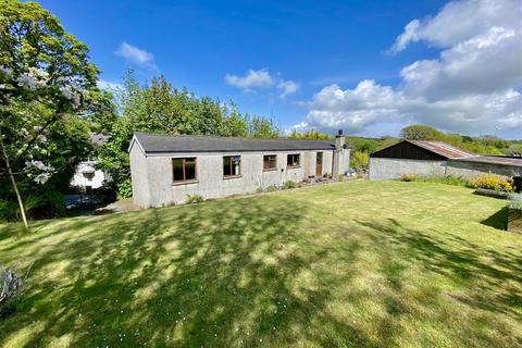 Sarn Mellteyrn 2 bed detached house for sale