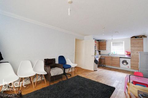 Alicia Crescent, Newport 2 bed apartment for sale