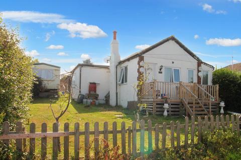 Surf Crescent, Eastchurch ME12 2 bed detached bungalow for sale
