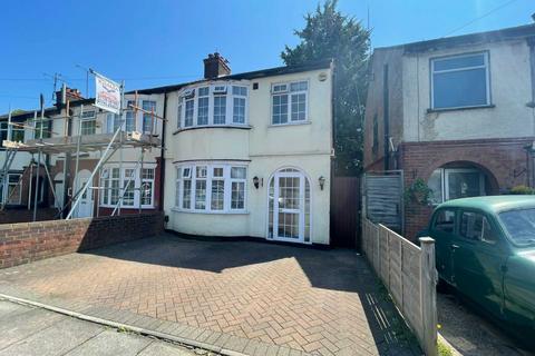 Filmer Road, Luton LU4 3 bed end of terrace house for sale