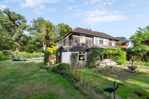 Coombe Park, Kingston Upon Thames, KT2 6 bed detached house for sale