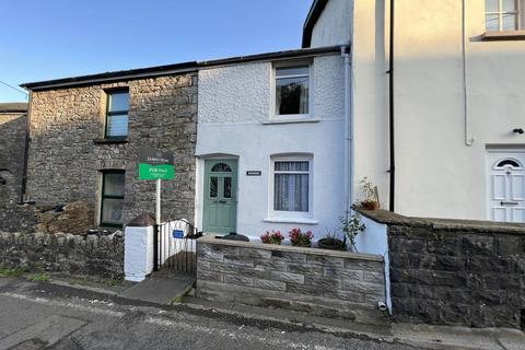 Clydach, Abergavenny, NP7 2 bed terraced house for sale