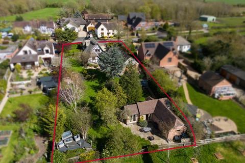 Main Street, Bishampton, Pershore... 4 bed detached house for sale