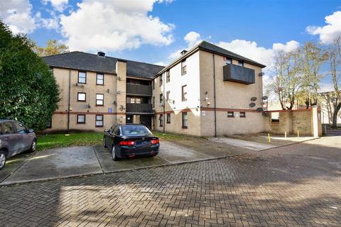 Vicarage Lane, London 1 bed ground floor flat for sale