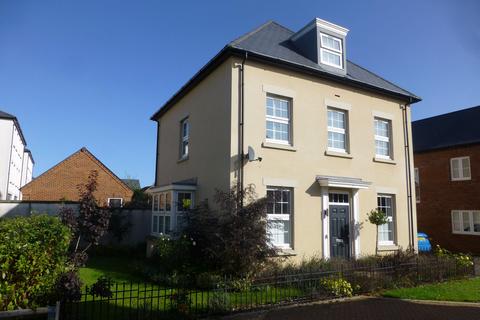 Wellesley Close, Heyford Park, OX25 5 bed detached house for sale