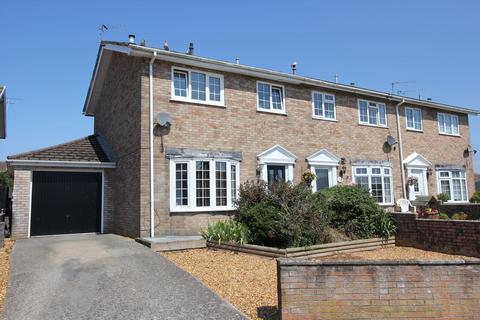 Crawshay Drive, Boverton, CF61 3 bed end of terrace house for sale