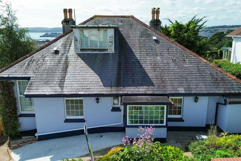 Sandringham Gardens, Preston... 4 bed detached bungalow for sale