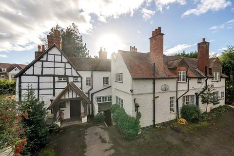 Wiltshire Road, Wokingham, Berkshire 7 bed detached house for sale