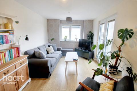 Millennium Walk, Newport 2 bed flat for sale