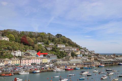 Chapel Court, Shutta Road, Looe PL13 5 bed house for sale