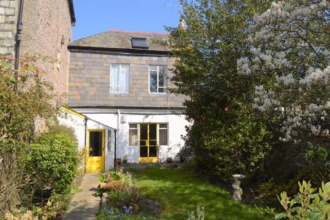 3 Bank Lane, Totnes TQ9 2 bed terraced house for sale