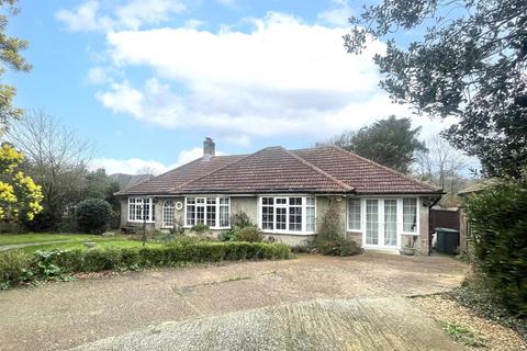 Yarmouth, Isle of Wight 3 bed detached bungalow for sale