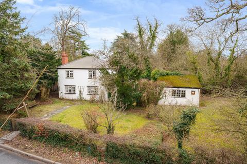 Oakley Green Road, Oakley Green, Windsor 3 bed detached house for sale