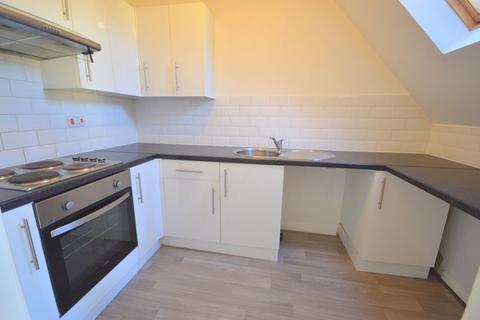 196 Holdenhurst Road, Bournemouth BH8 2 bed flat for sale