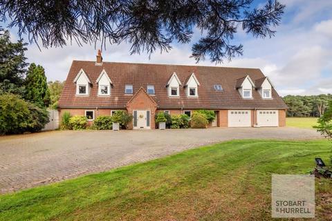 Shortthorn Road, Norwich NR10 5 bed detached house for sale