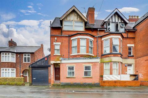 Berridge Road, Forest Fields NG7 5 bed end of terrace house for sale