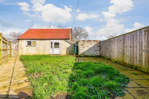 Maidstone Road, Staplehurst, Kent 3 bed terraced house for sale