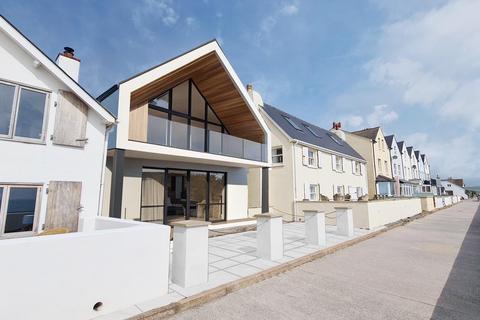 Torcross, Kingsbridge 2 bed detached house for sale