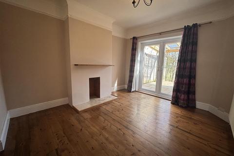 Southwood Road, Tunbridge Wells, Kent 3 bed semi