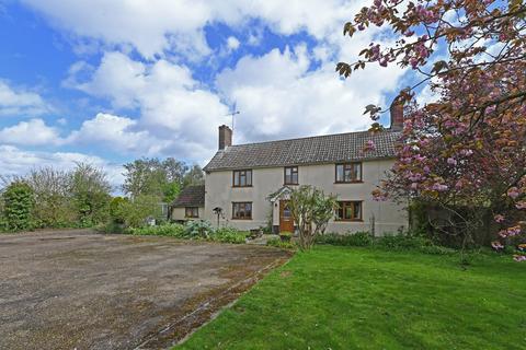 Norwich Road, Stowmarket IP14 5 bed detached house for sale