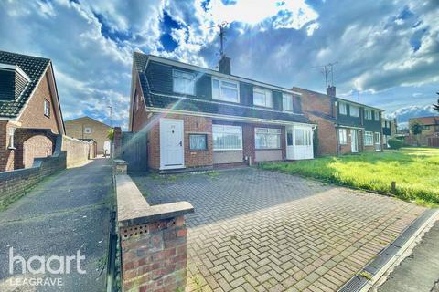 Toddington Road, Luton 3 bed semi