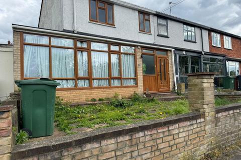 SEWARDSTONE GARDENS, LONDON 3 bed semi