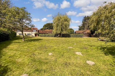 Woodchurch Road, Appledore, Ashford... 3 bed semi