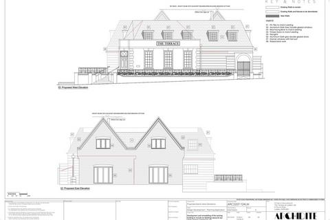 Church Plain, Norwich NR14 12 bed property with land for sale