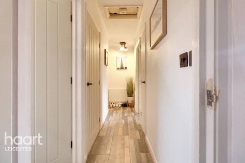 St Marys Road, MARKET HARBOROUGH 2 bed apartment for sale