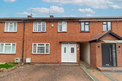 Meadfield, Edgware, HA8 3 bed terraced house for sale