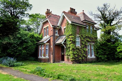 Dane Park Lodge, Park Crescent Road... 3 bed detached house for sale