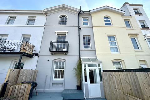 Clifton Terrace, Torquay, TQ1 1EZ 2 bed terraced house for sale