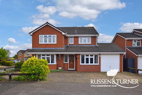 Shepherds Fold, Swaffham PE37 4 bed detached house for sale