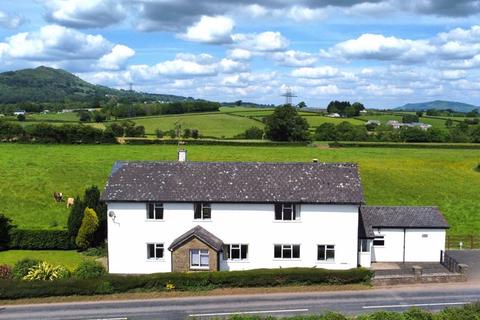 Old Monmouth Road, Abergavenny 4 bed detached house for sale