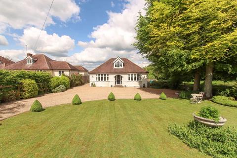 Tring Hill, Tring 3 bed chalet for sale