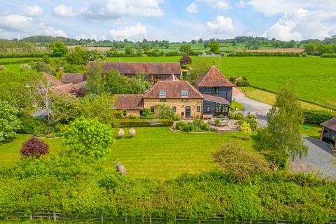 Forest Lane Hanbury Bromsgrove... 3 bed barn conversion for sale