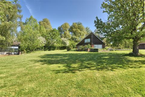 Upper Street, Quainton, Buckinghamshire. 4 bed detached house for sale
