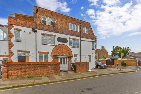 St. Mary's Road, Ilford, Essex 1 bed ground floor flat for sale