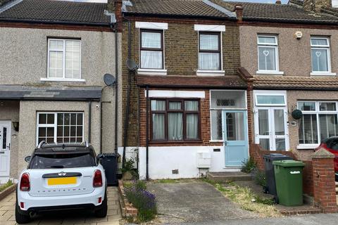 Fulwich Road, Dartford, Kent 2 bed terraced house for sale