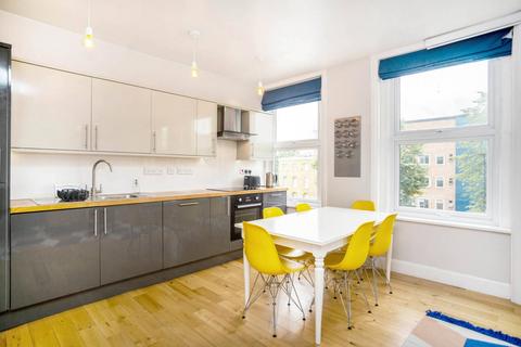 Camberwell Road, Elephant and Castle... 1 bed flat for sale