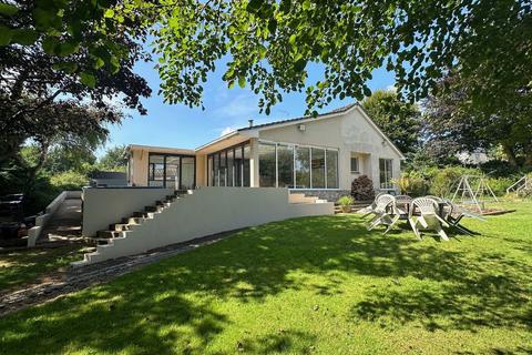 Bristol Road, Chew Stoke 3 bed detached bungalow for sale