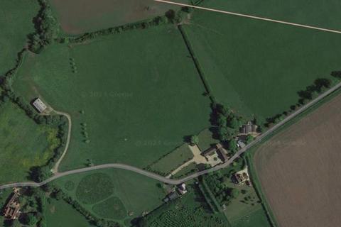 Berryfields Gated Road, Aylesbury HP22 Land for sale