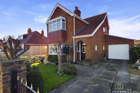 Wellington Road, Mablethorpe LN12 2 bed detached house for sale